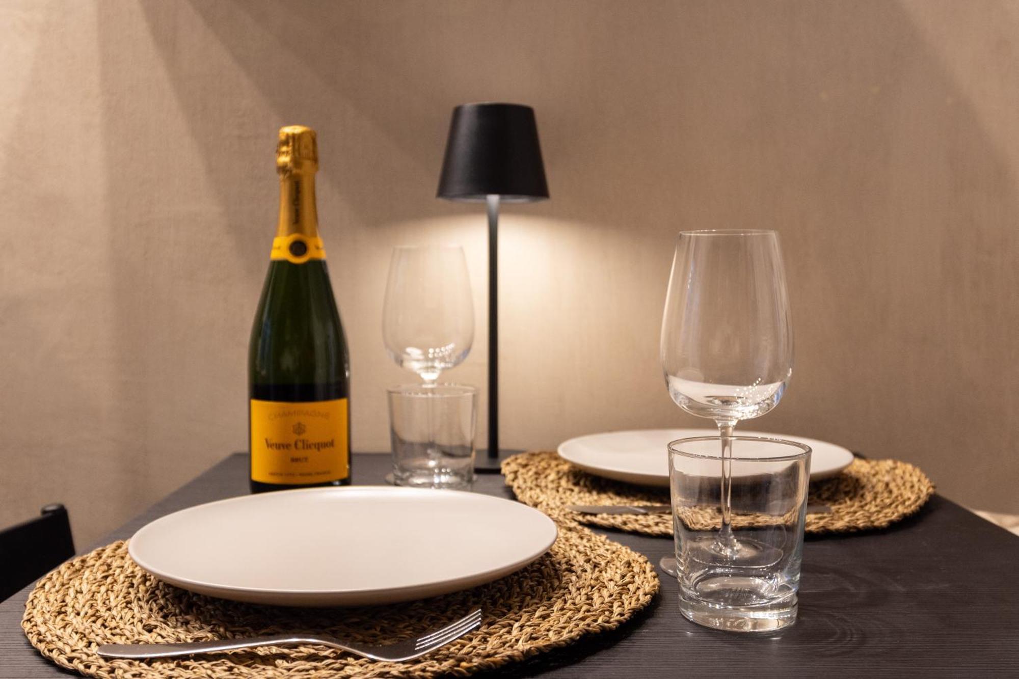Urban Chic Luxury Suite Apartments Rom Exterior foto